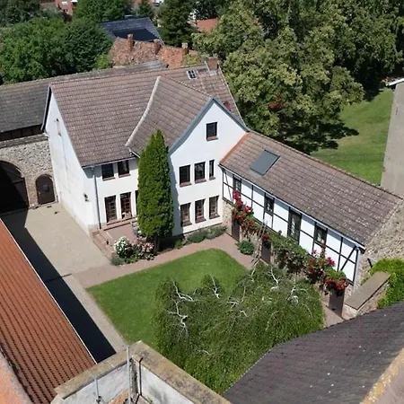 Traumhaftes Anwesen Mit Gutshaus Und Nebenhaus
