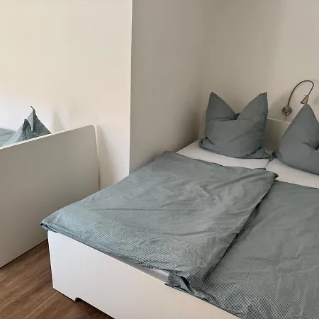 Traumhaftes Anwesen Mit Gutshaus Und Nebenhaus *