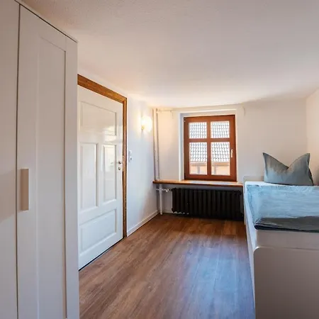 Βίλα Traumhaftes Anwesen Mit Gutshaus Und Nebenhaus Gutenswegen